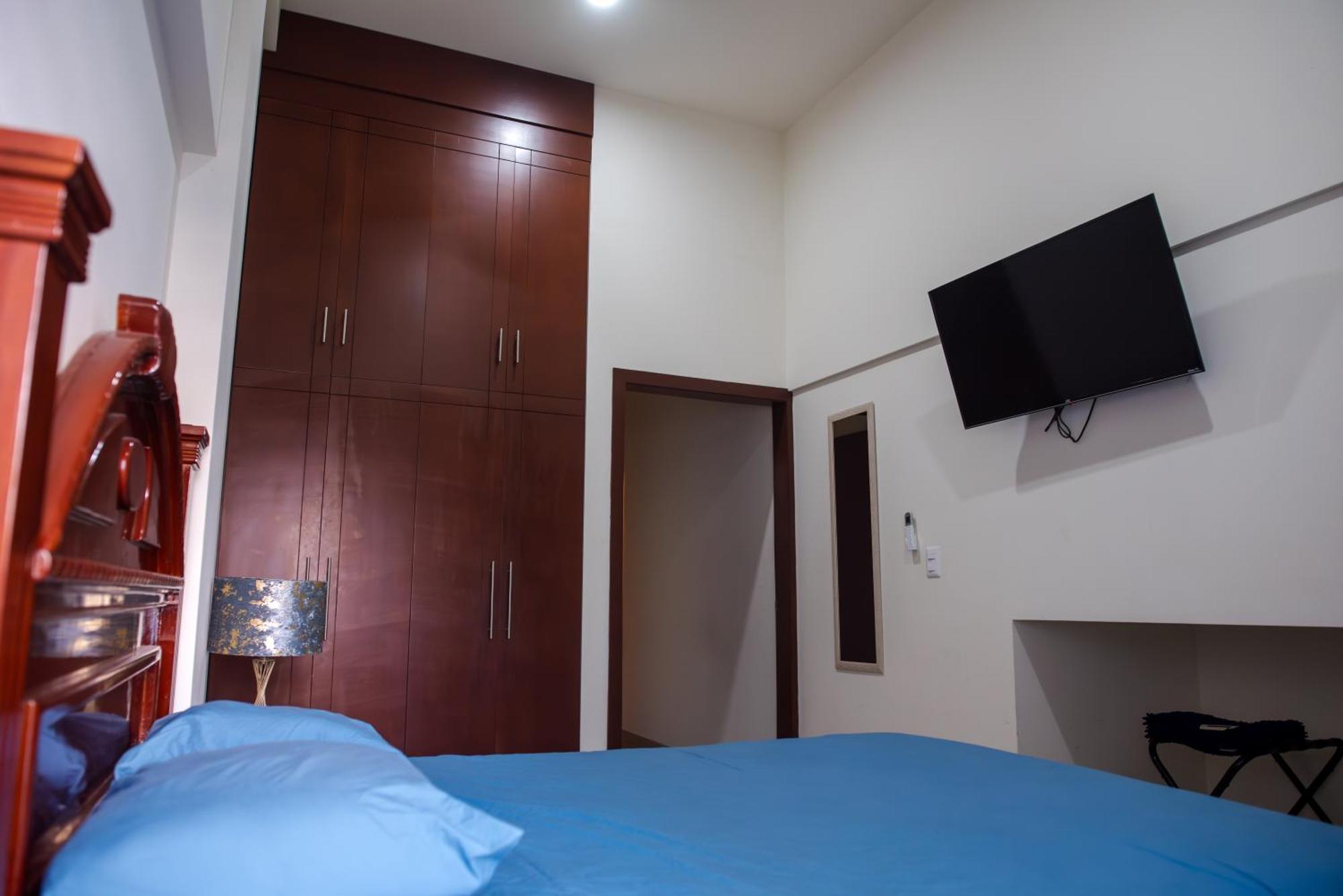2Br-3Ba Condo Block From Beach W Rooftop Jacuzzi Mazatlán Eksteriør bilde